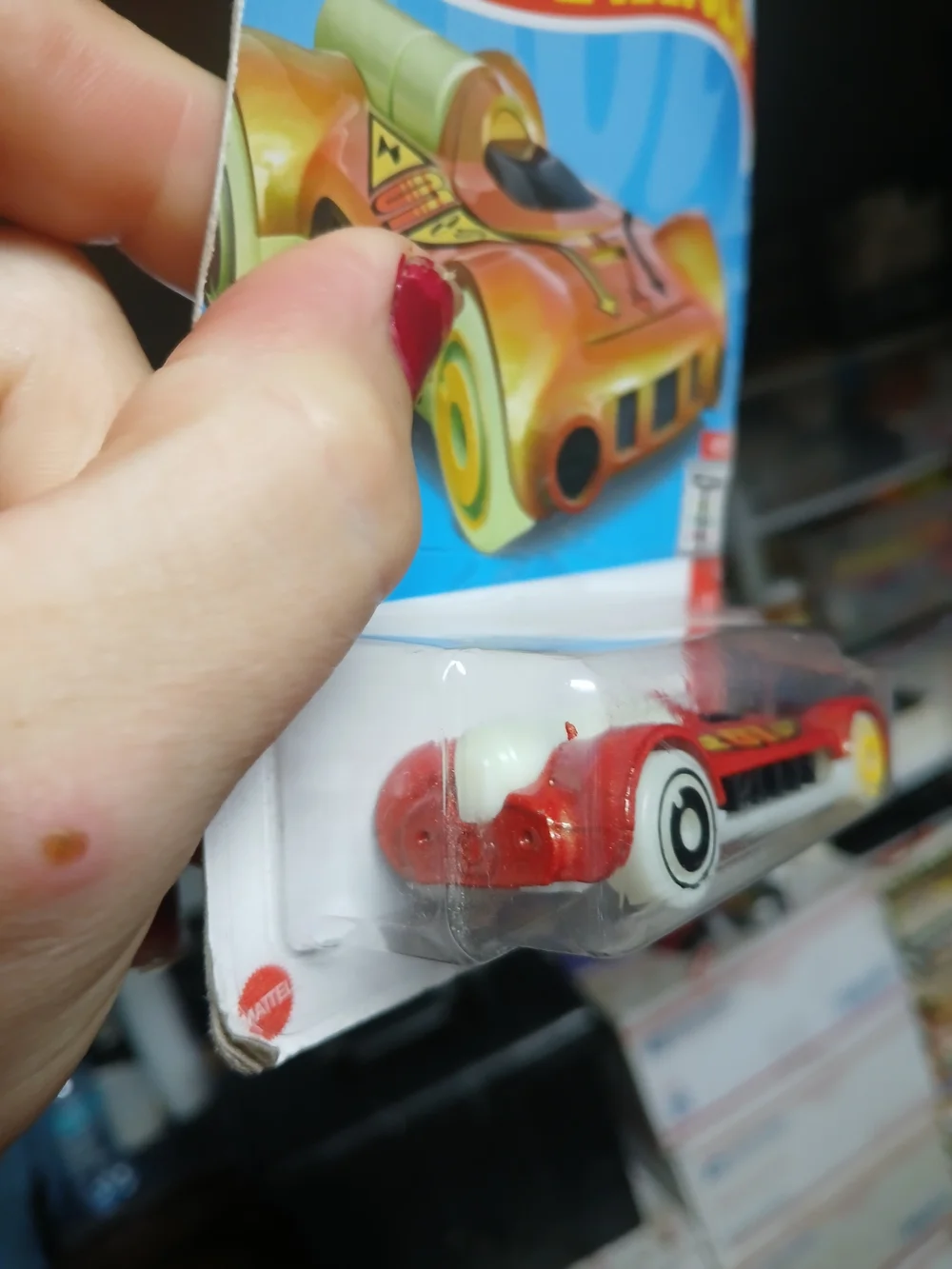 Hot Wheels Retro-Active is a 1:64 scale die-cast car from the Quarter Mile Heroe